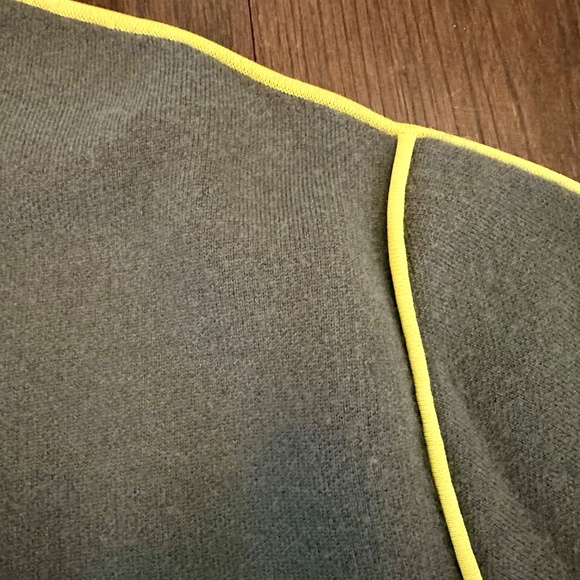 EUC! Tory Burch Sport Double Face Wool Mock Neck - Size M - Winter Olive - Picture 7 of 8